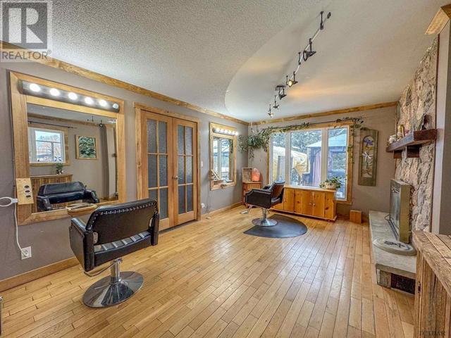 456 Second Ave, House detached with 2 bedrooms, 2 bathrooms and null parking in Black River Matheson ON | Image 26