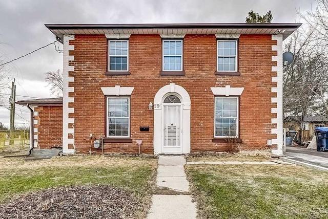 59 Railroad St, House detached with 3 bedrooms, 2 bathrooms and 4 parking in Brampton ON | Card Image
