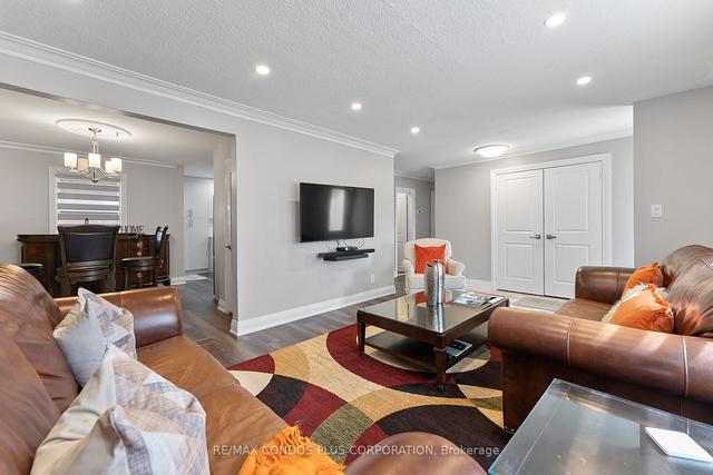 56 Lovilla Blvd, House detached with 3 bedrooms, 2 bathrooms and 3 parking in Toronto ON | Image 25