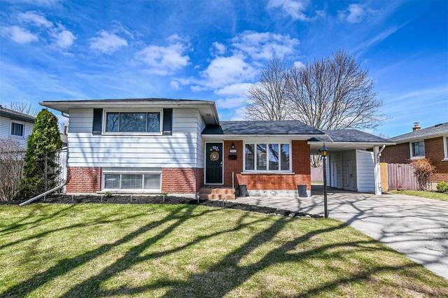 5903 Theresa St, House detached with 3 bedrooms, 2 bathrooms and 5 parking in Niagara Falls ON | Image 1
