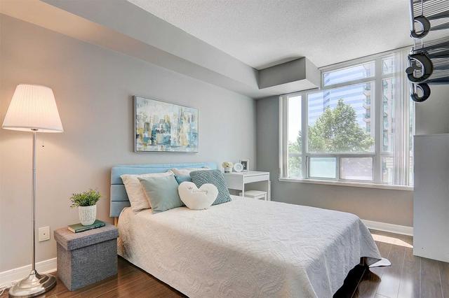 302 - 35 Bales Ave, Condo with 1 bedrooms, 1 bathrooms and 1 parking in Toronto ON | Image 9