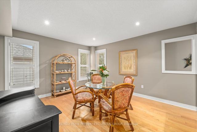 181 Baywell Cres, House semidetached with 3 bedrooms, 3 bathrooms and 2 parking in Aurora ON | Image 4