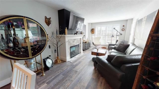60 - 941 Gordon St, Townhouse with 3 bedrooms, 4 bathrooms and 2 parking in Guelph ON | Image 1