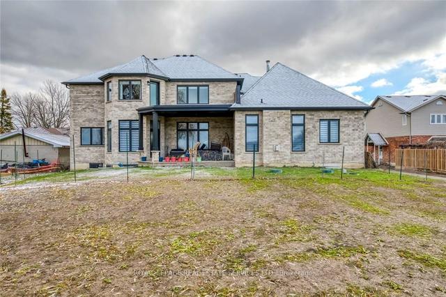 43 Third Rd E, House detached with 5 bedrooms, 5 bathrooms and 11 parking in Hamilton ON | Image 35