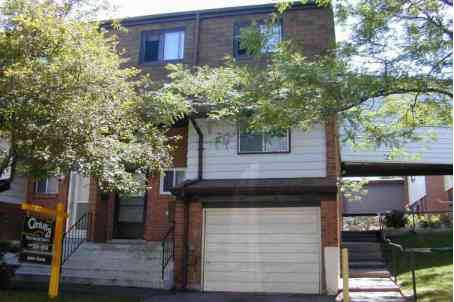 201 - 180 Mississauga Valley Blvd, Townhouse with 5 bedrooms, 3 bathrooms and null parking in Mississauga ON | Image 1