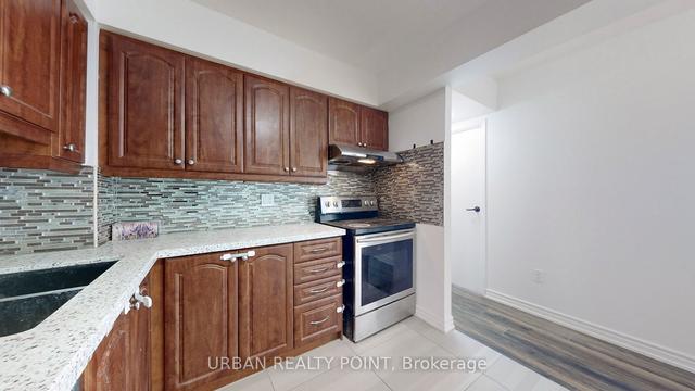 502 - 39 Kimbercroft Crt, Condo with 2 bedrooms, 2 bathrooms and 2 parking in Toronto ON | Image 6