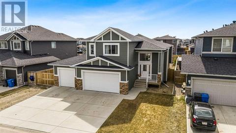 1462 Aldrich Place, House detached with 4 bedrooms, 2 bathrooms and 6 parking in Carstairs AB | Card Image