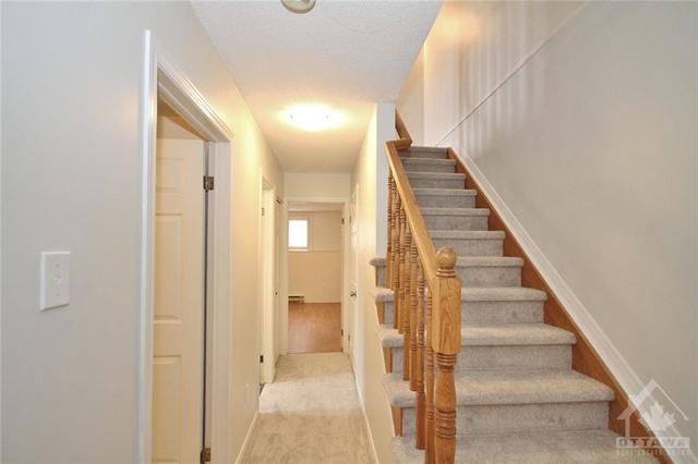 406 Briston Private, House attached with 2 bedrooms, 2 bathrooms and 1 parking in Ottawa ON | Image 20