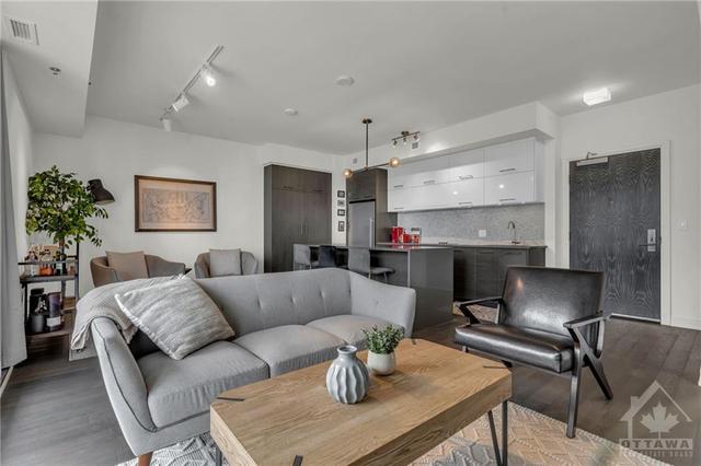 808 - 428 Sparks Street, Condo with 2 bedrooms, 2 bathrooms and 1 parking in Ottawa ON | Image 5