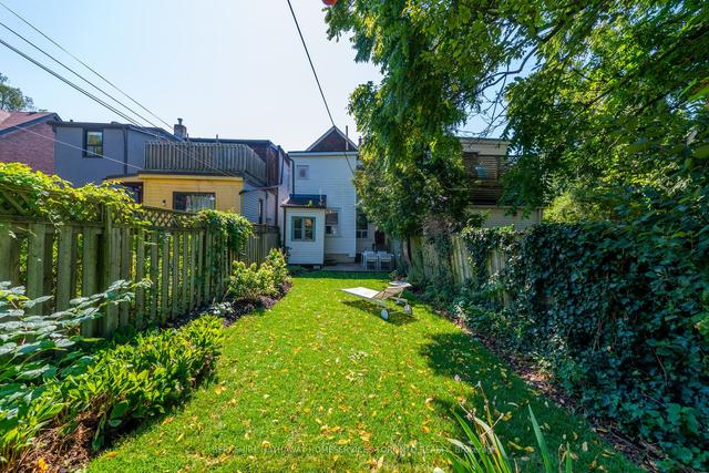 90 Ilford Rd, House detached with 2 bedrooms, 1 bathrooms and 2 parking in Toronto ON | Image 27