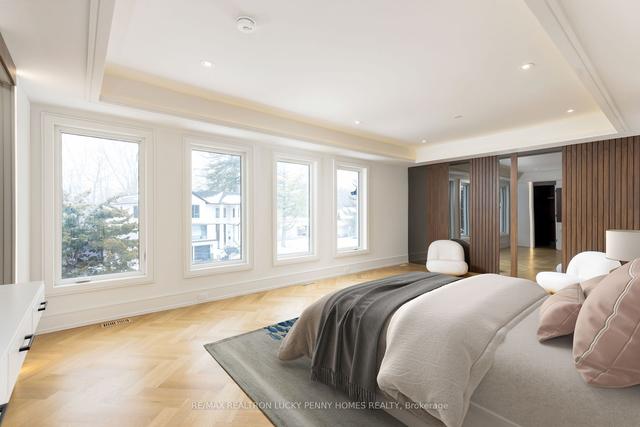 50 Hi Mount Dr, House detached with 4 bedrooms, 7 bathrooms and 9 parking in Toronto ON | Image 22
