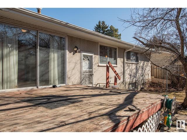 7403 92a Av Nw, House detached with 3 bedrooms, 2 bathrooms and 6 parking in Edmonton AB | Image 39