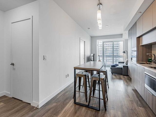 2112 - 8 Eglinton Ave E, Condo with 1 bedrooms, 2 bathrooms and 0 parking in Toronto ON | Image 24