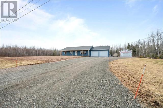 8 Carmel Crt, House detached with 4 bedrooms, 1 bathrooms and null parking in Greenwich NB | Image 4