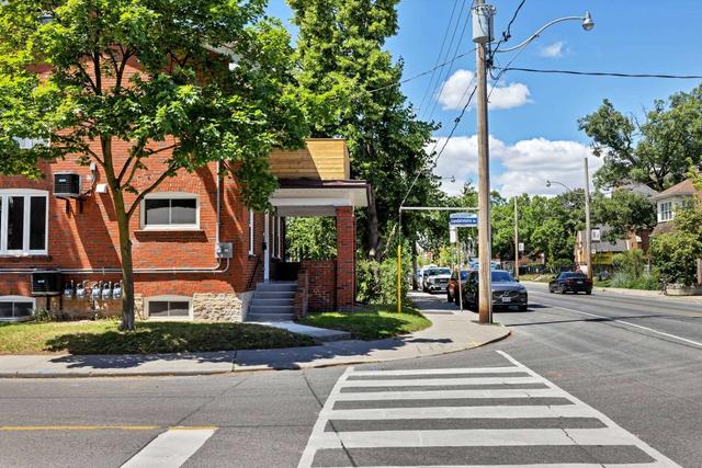 suite 1 - 665 Annette St, House detached with 1 bedrooms, 1 bathrooms and 4 parking in Toronto ON | Image 7
