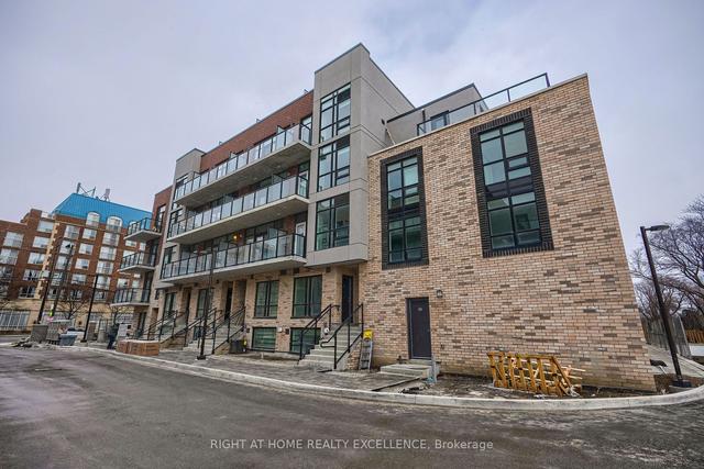 2 - 861 Sheppard Ave W, Townhouse with 2 bedrooms, 3 bathrooms and 1 parking in Toronto ON | Image 1