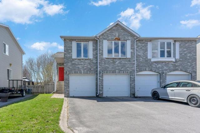 833 Edgar Street, House semidetached with 3 bedrooms, 2 bathrooms and 6 parking in Kingston ON | Image 12