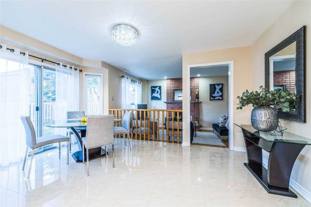 12 Herrick Pl, House detached with 4 bedrooms, 4 bathrooms and 6 parking in Markham ON | Image 35