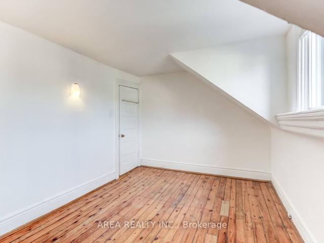 upper - 11 Salisbury Ave, House attached with 2 bedrooms, 1 bathrooms and 0 parking in Toronto ON | Image 7