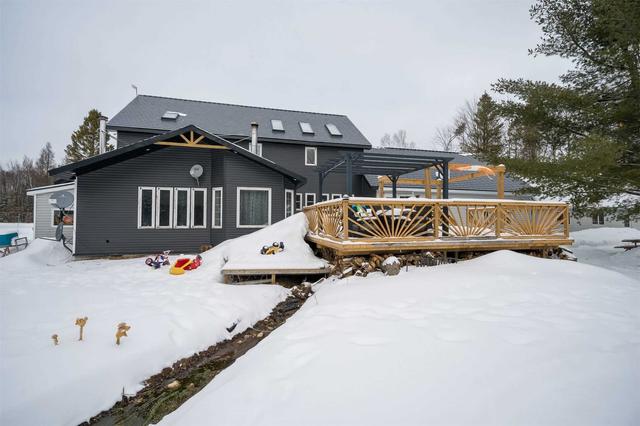 1228 Road 506 Rd, House detached with 6 bedrooms, 4 bathrooms and 12 parking in North Frontenac ON | Image 29