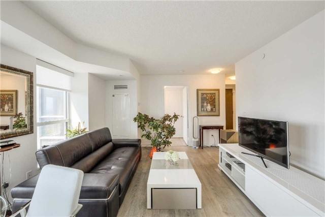 2802 - 255 Village Green Sq, Condo with 2 bedrooms, 2 bathrooms and 1 parking in Toronto ON | Image 5