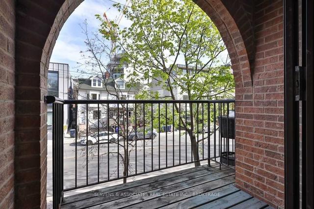 110a Dupont St, House detached with 2 bedrooms, 2 bathrooms and 1 parking in Toronto ON | Image 5
