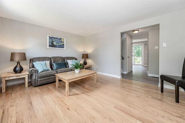 81 Timberlane Cres, House detached with 3 bedrooms, 2 bathrooms and 2 parking in Kitchener ON | Image 37