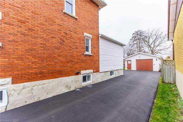 20 Crimea Street, House detached with 3 bedrooms, 1 bathrooms and null parking in Guelph ON | Image 33