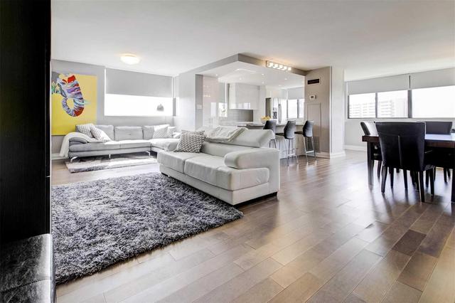1003 - 133 Torresdale Ave, Condo with 3 bedrooms, 2 bathrooms and 1 parking in Toronto ON | Image 1