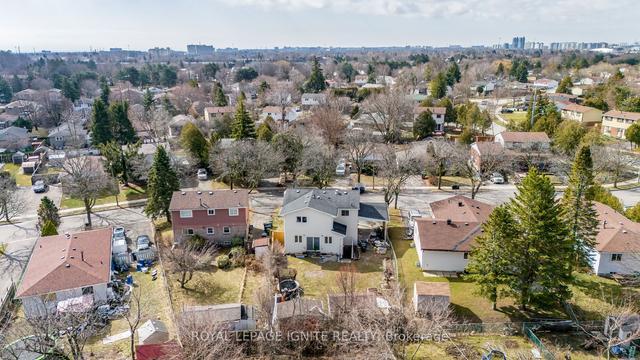 43 Tillbrook Crt, House detached with 4 bedrooms, 4 bathrooms and 4 parking in Toronto ON | Image 35