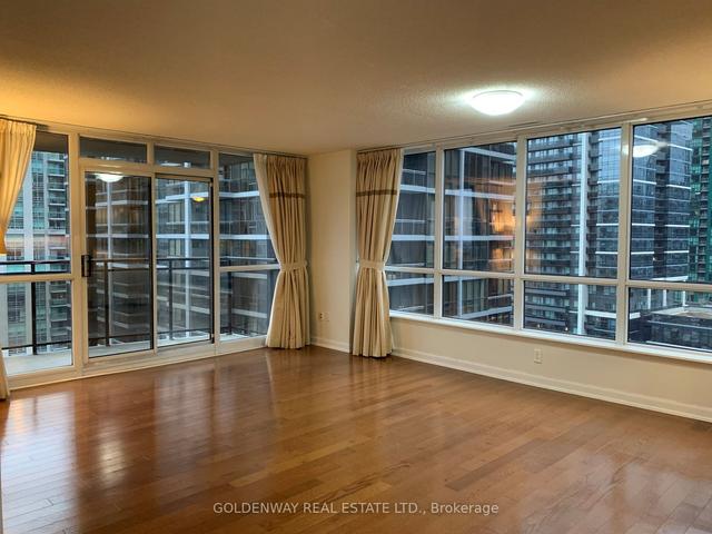 1803 - 33 Sheppard Ave E, Condo with 2 bedrooms, 2 bathrooms and 1 parking in Toronto ON | Image 6