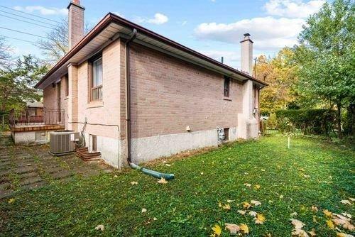 245 Homewood Ave, House detached with 3 bedrooms, 2 bathrooms and 6 parking in Toronto ON | Image 21
