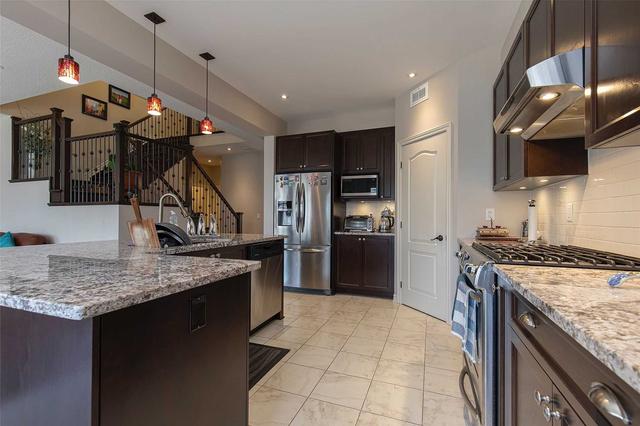 1025 Woodhaven Dr, House detached with 4 bedrooms, 4 bathrooms and 4 parking in Kingston ON | Image 4