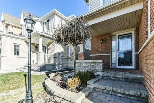 5 Lunney Cres, House attached with 3 bedrooms, 3 bathrooms and 3 parking in Clarington ON | Image 27