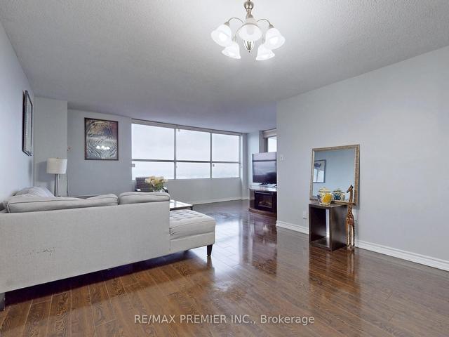 1611 - 40 Panorama Crt, Condo with 3 bedrooms, 2 bathrooms and 1 parking in Toronto ON | Image 38