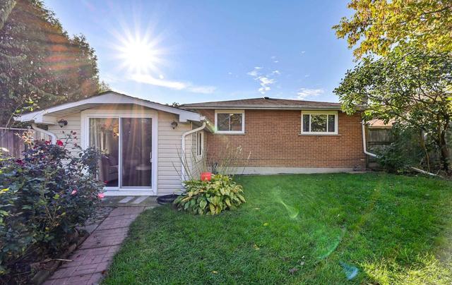 186 College Ave, House detached with 3 bedrooms, 4 bathrooms and 4 parking in Oshawa ON | Image 32