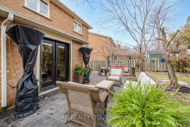 11 Oakington Pl, House detached with 4 bedrooms, 4 bathrooms and 4 parking in Mississauga ON | Image 32