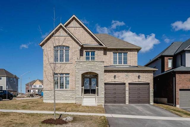 3027 Orion Blvd, House detached with 4 bedrooms, 4 bathrooms and 2 parking in Orillia ON | Image 2