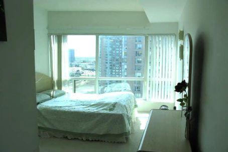 ph208 - 18 Lee Centre Dr, Condo with 2 bedrooms, 2 bathrooms and 1 parking in Toronto ON | Image 6