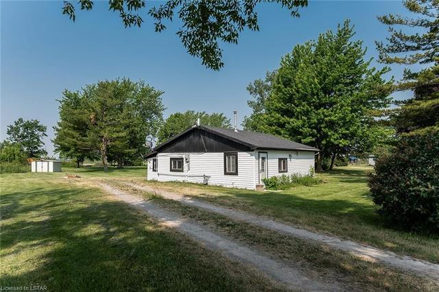 20666 Colby Road, House detached with 2 bedrooms, 1 bathrooms and null parking in Chatham Kent ON | Image 25