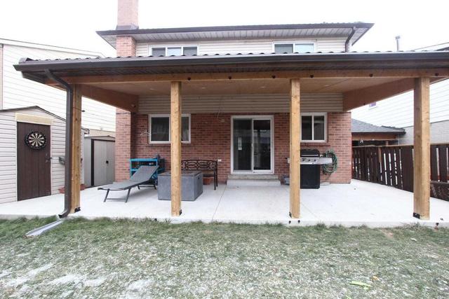 44 Windwood Dr, House detached with 3 bedrooms, 3 bathrooms and 3 parking in Toronto ON | Image 29