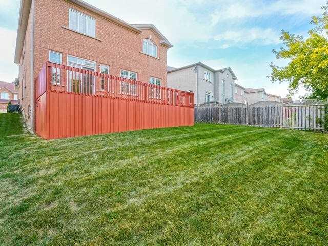 20 Gallucci Cres, House detached with 4 bedrooms, 4 bathrooms and 4 parking in Brampton ON | Image 35
