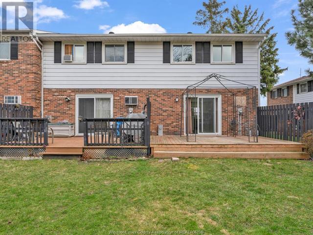 1 - 3090 Meadowbrook, House attached with 3 bedrooms, 2 bathrooms and null parking in Windsor ON | Image 27