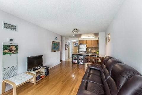 508 - 509 Beecroft Rd, Condo with 2 bedrooms, 2 bathrooms and 1 parking in Toronto ON | Image 6