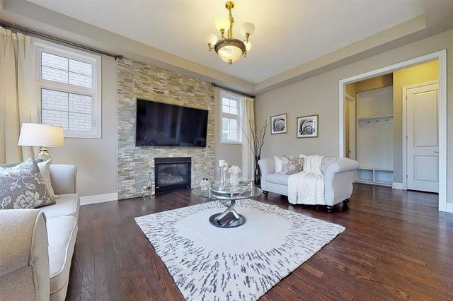 123 Bridgepointe Crt, House detached with 4 bedrooms, 4 bathrooms and 5 parking in Aurora ON | Image 6