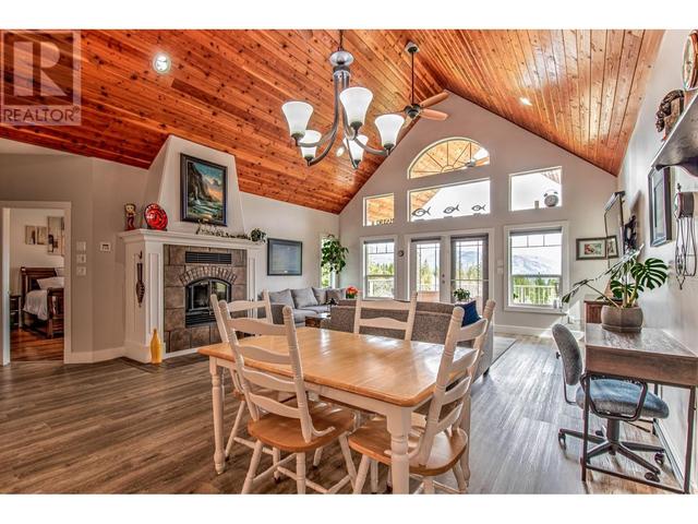 414 Gunter Ellison Road, House detached with 3 bedrooms, 2 bathrooms and 1 parking in North Okanagan F BC | Image 12