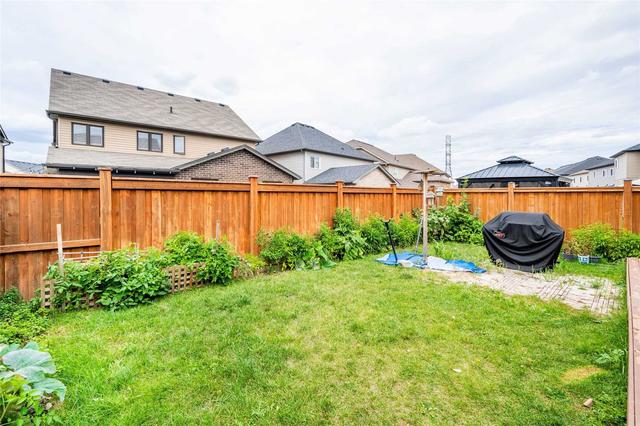 38 Wildflower St, House detached with 4 bedrooms, 3 bathrooms and 4 parking in Kitchener ON | Image 27