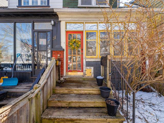25 Copeland Ave, House semidetached with 2 bedrooms, 1 bathrooms and 0 parking in Toronto ON | Image 11