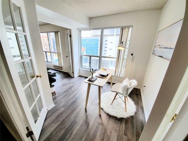 414 - 7 Carlton St, Condo with 1 bedrooms, 1 bathrooms and 1 parking in Toronto ON | Image 3