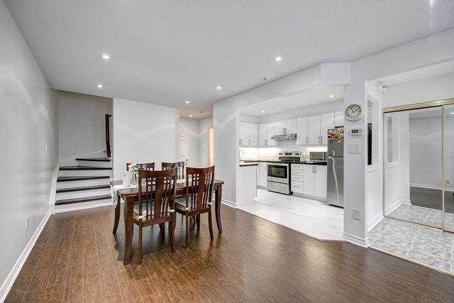 16 - 151 Townsgate Dr, Townhouse with 3 bedrooms, 3 bathrooms and 2 parking in Vaughan ON | Image 18